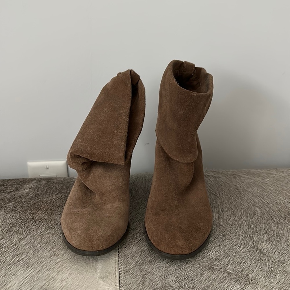 BCBGenwration brown suede slouchy booties